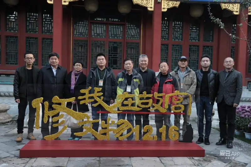 迷人女教师剧照3